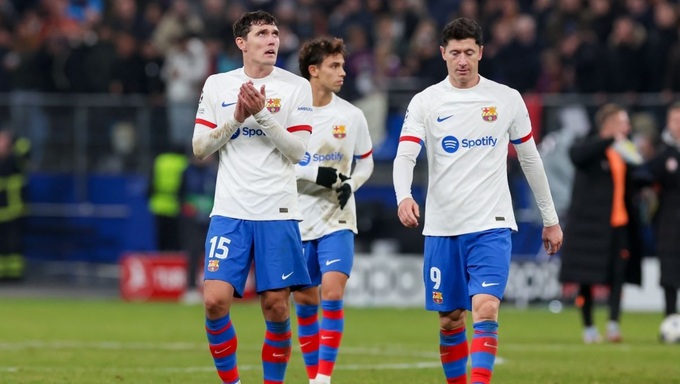 Cả Lewandowski và Christensen đều không còn tương lai lâu dài ở Barca.