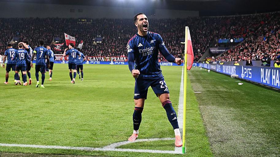 Gyokeres gặp xui đã có Merino đảm nhiệm tốt khâu ghi bàn