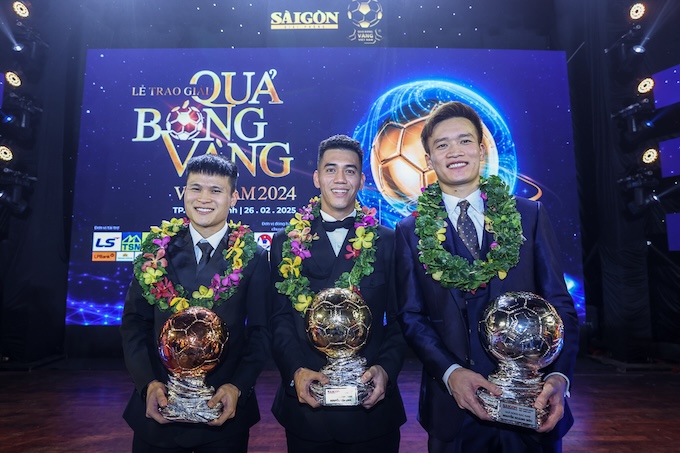 Nhiều thế hệ cầu thủ đã được vinh danh từ giải thưởng Quả bóng vàng Việt Nam. Ảnh: Quốc An
