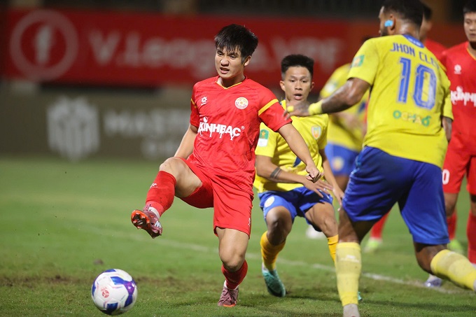 Trẻ PVF-CAND đánh rơi chiến thắng trước ĐH Văn Hiến 