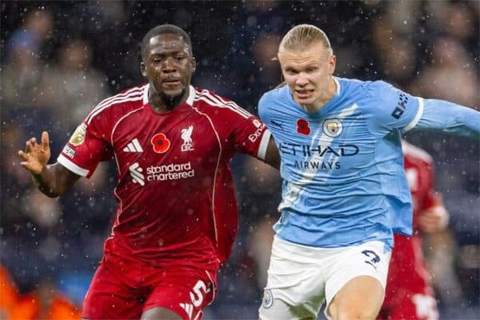 Konate bị các fan Liverpool yêu cầu bán gấp trong tháng 1