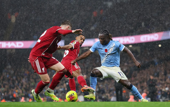 Jeremy Doku và sự tung tẩy 'chết chóc'