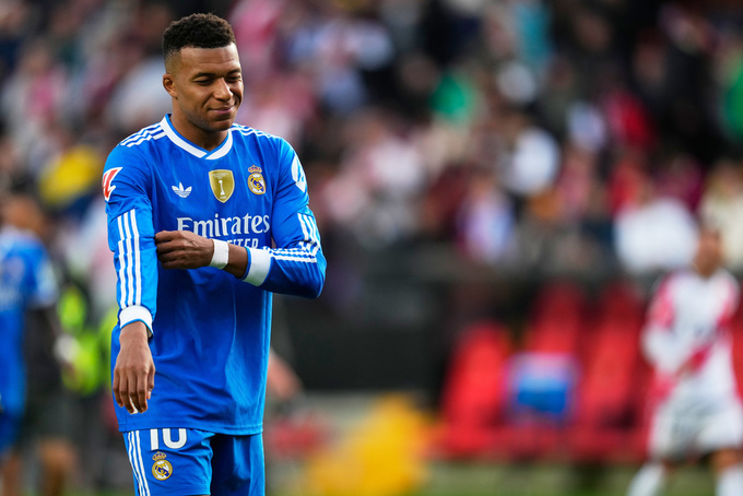 Kylian Mbappe bị chấm điểm thấp nhất trong số các cầu thủ ra sân của Real Madrid