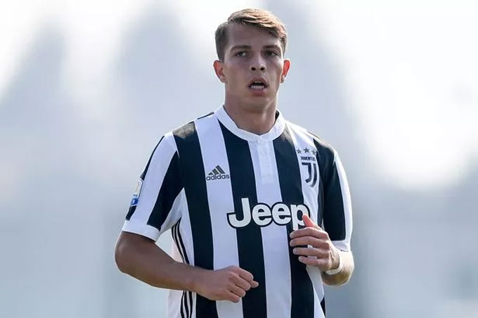 Cendrim Kameraj khi còn khoác áo Juventus