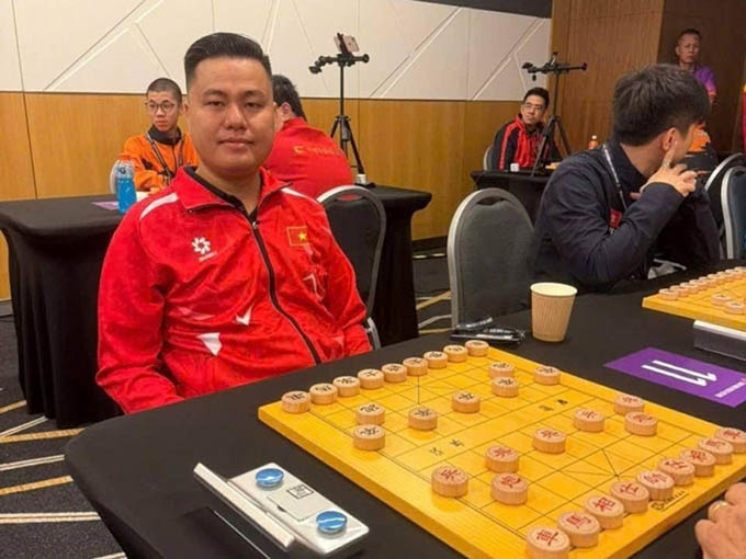 Đại kiện tướng cờ tướng Lại Lý Huynh thi đấu ấn tượng