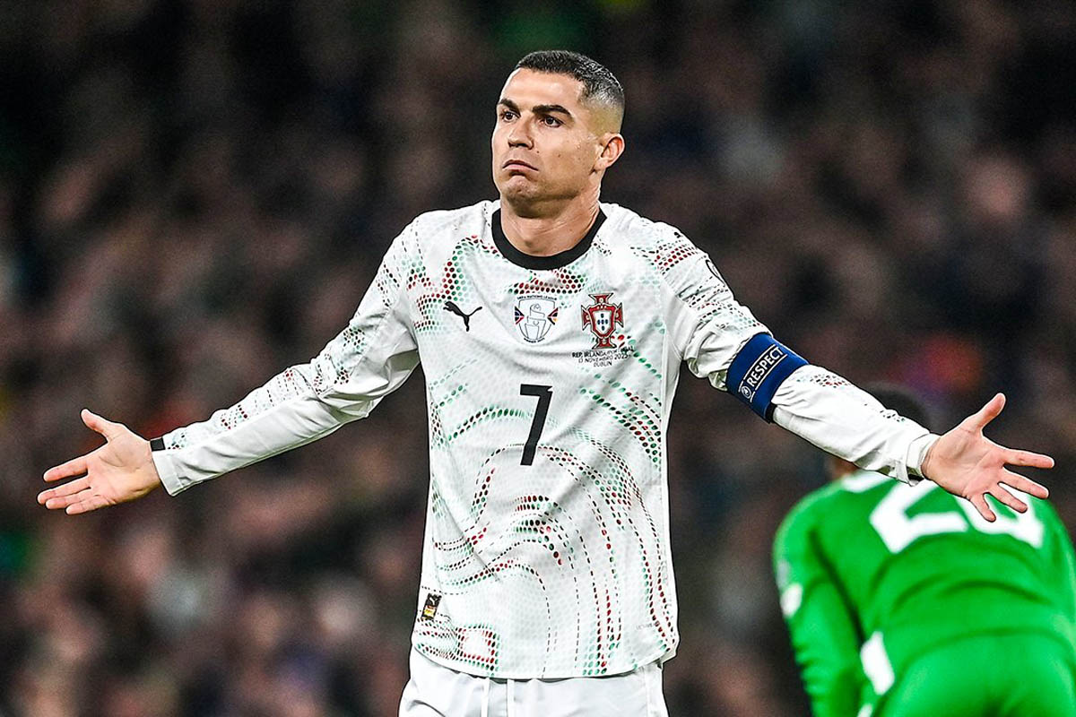 Ronaldo nhận 13 thẻ đỏ trong sự nghiệp