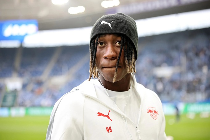 Yan Diomande đang nổi lên như một hiện tượng ở Bundesliga trong màu áo CLB Leipzig