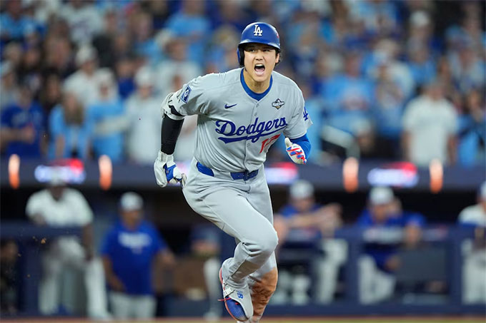 Ohtani đang thi đấu cho Los Angeles Dodgers.