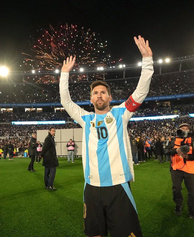 Messi lần đầu ghi bàn khi thi đấu trên đất châu Phi