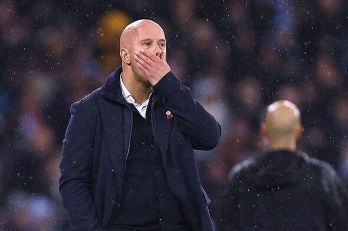 Slot đang dần cho thấy sự yếu kém trên băng ghế huấn luyện