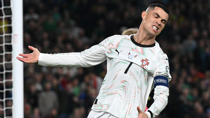 Tất cả đều đang chờ án phạt của Ronaldo