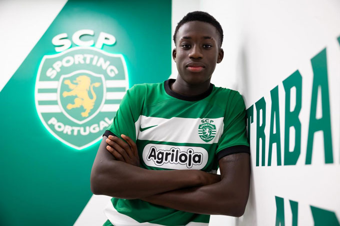 Salvador Blopa trong màu áo Sporting Lisbon