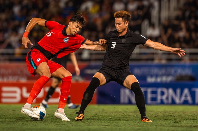 Singapore và Thái Lan đang trong cuộc đua giành vé dự Asian Cup