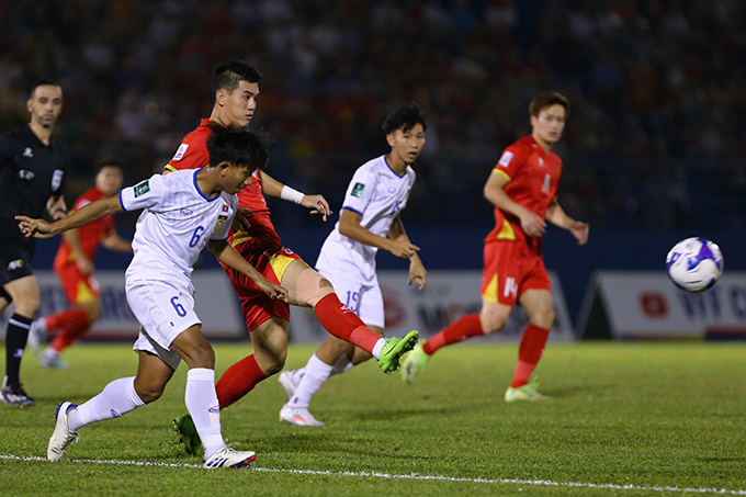 Tiến Linh và các đồng đội sẽ có trận đấu với Lào vào tối nay, 19/11. Ảnh: Phan Tùng