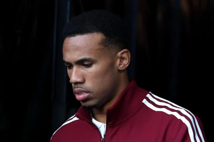 Gabriel có thể ngồi ngoài dưỡng thương từ 1 đến 2 tháng