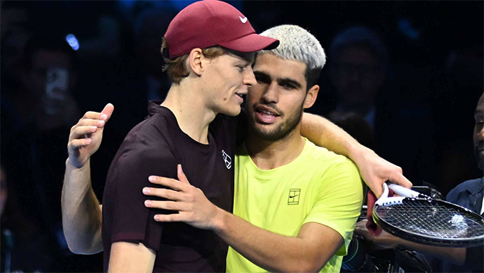 Anh gặp chấn thương trong trận thua Sinner tại Turin