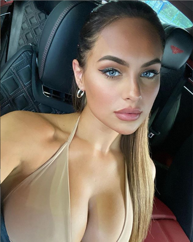 Bóng hồng xấu số Kasia Lenhardt