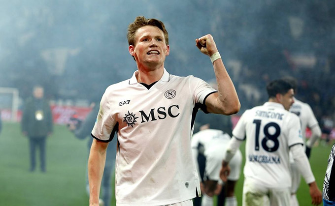 McTominay tỏa sáng rực rỡ ở Napoli