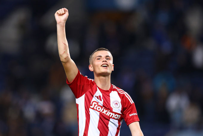 Mouzakitis trong màu áo Olympiakos