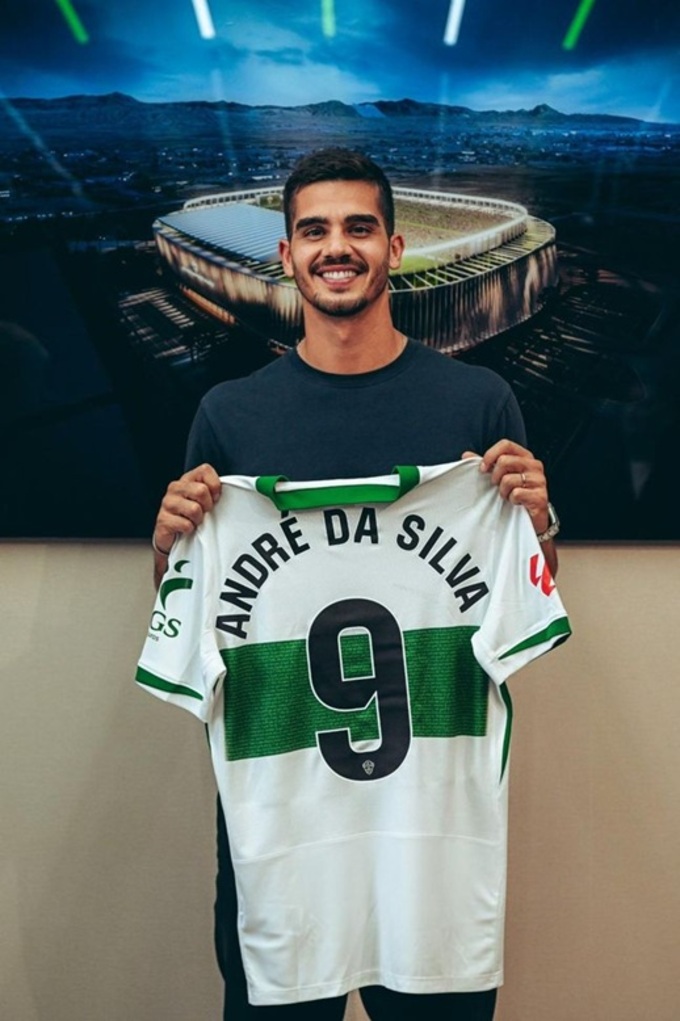 Andre Silva nhiều khả năng sẽ ra sân từ đầu trong trận đấu với Real Madrid đêm nay
