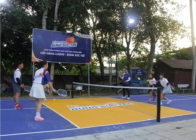 Thanh niên Thái Nguyên hào hứng trải nghiệm không gian thể thao hiện đại ngay từ ngày đầu.