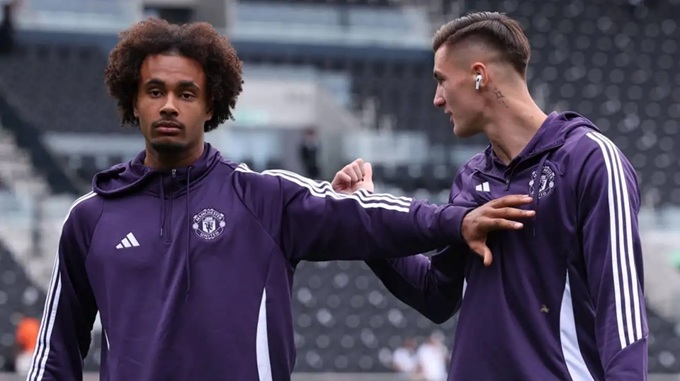 Chấn thương của Sesko sẽ là cơ hội cho Zirkzee thể hiện?