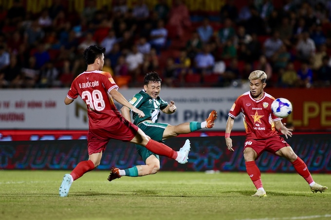 Cú dứt điểm của Minh Vương. Ảnh: Anh Khoa