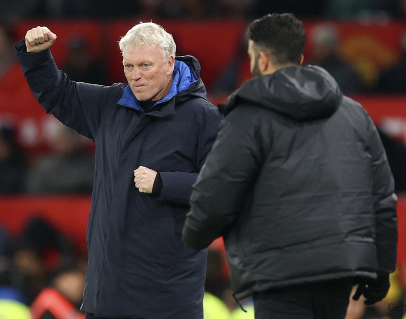 Moyes đã thắng CLB cũ MU