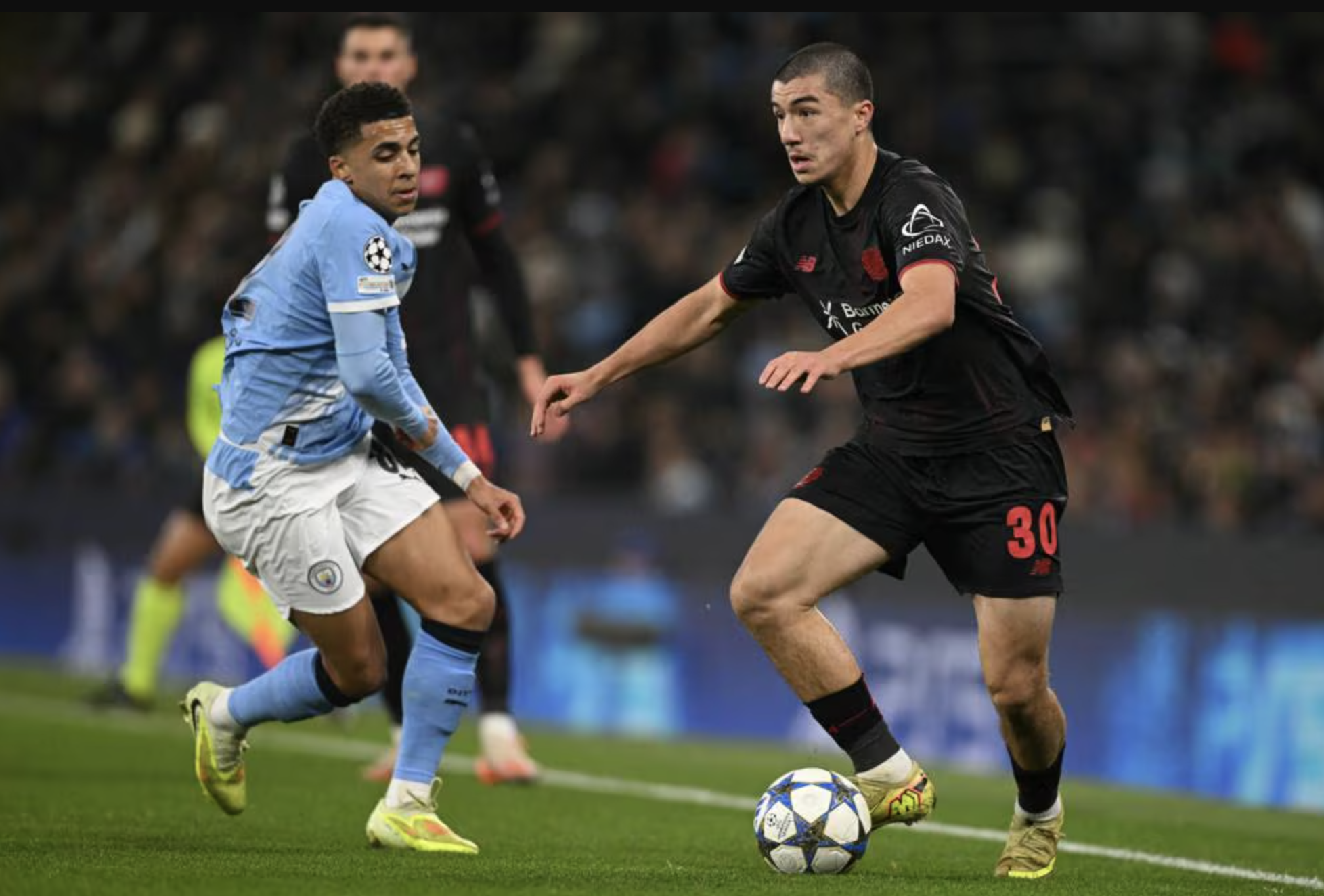 Man City ở trận này là một tập hợp những cầu thủ không quen chơi cùng nhau, chậm chạp và lạc nhịp