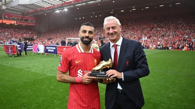 Theo Carragher, chỉ lúc nhận danh hiệu như thế này, Salah mới "to mồm"