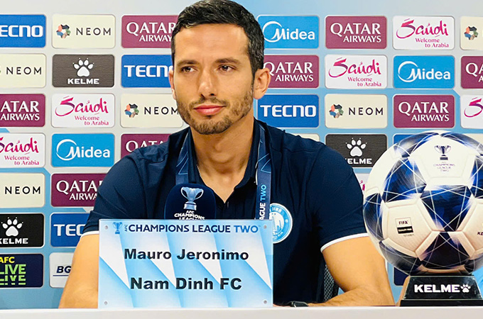 HLV Mauro tự tin sẽ giúp Nam Định đánh bại đại diện của Thái Lan