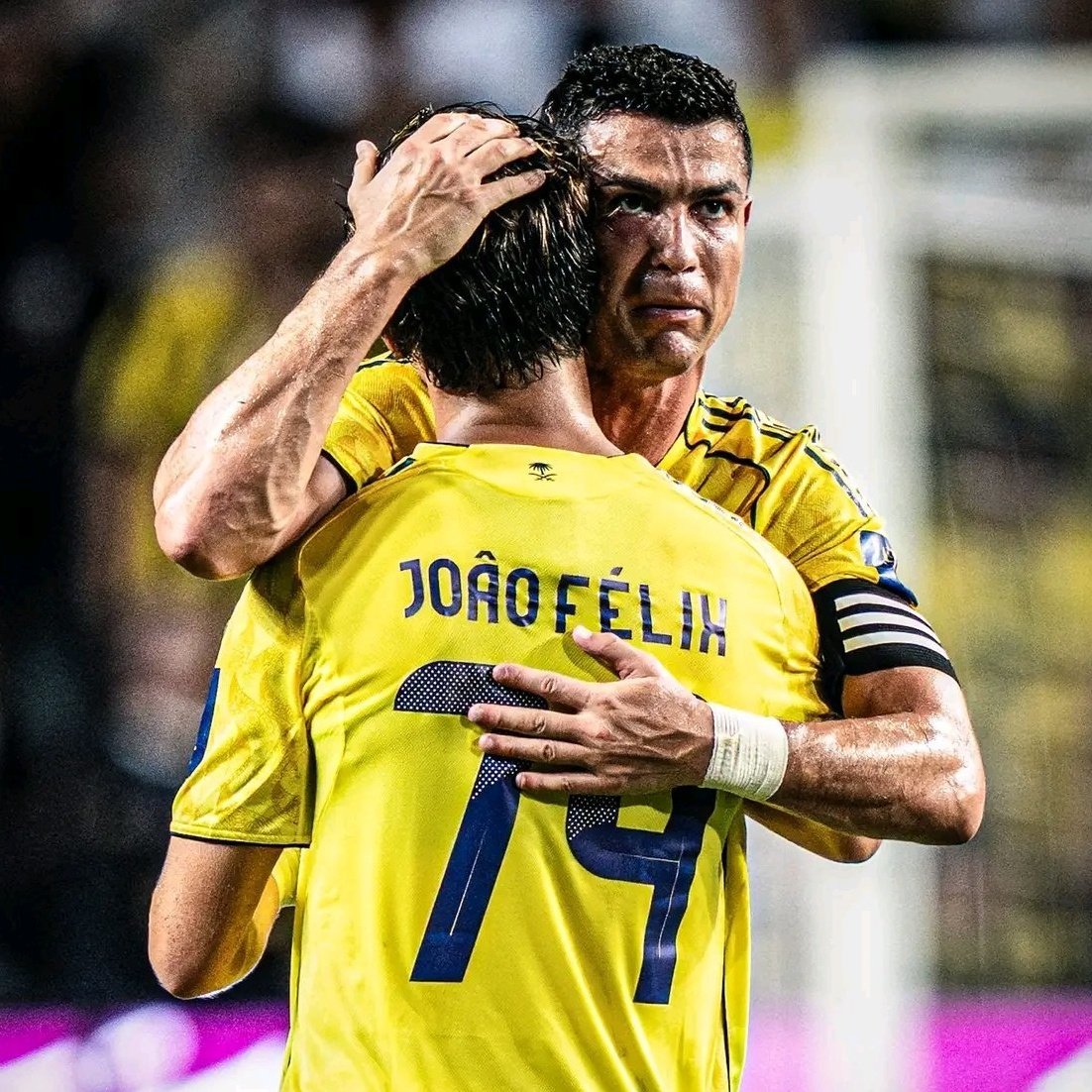 Felix thăng hoa ngay cả khi Ronaldo không cùng sát cánh