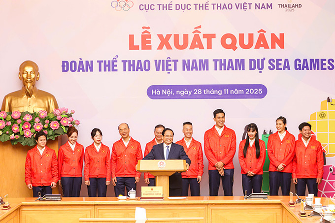 Thủ tướng Phạm Minh Chính đề nghị đồng chí Bộ trưởng Bộ VH-TD&TT chỉ đạo Đoàn thể thao Việt Nam, các huấn luyện viên, vận động viên tập trung quán triệt, thực hiện tốt một số nhiệm vụ - Ảnh: Quý Lượng 