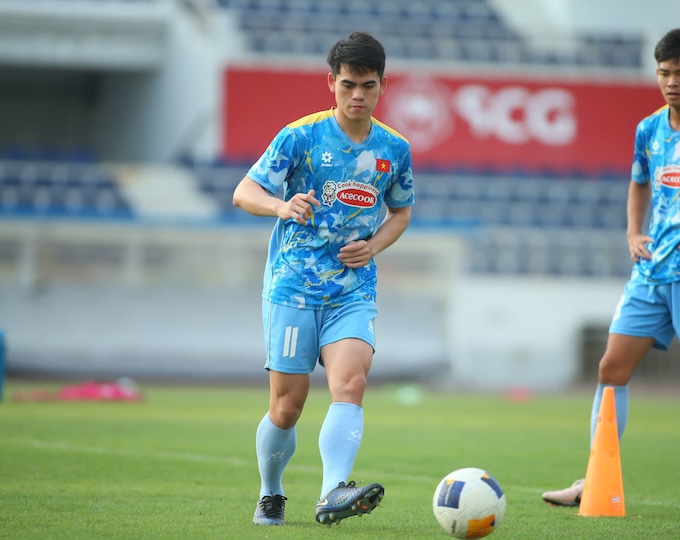 Khuất Văn Khang làm đội trưởng ĐT U22 Việt Nam - Ảnh: Nguyên Khang