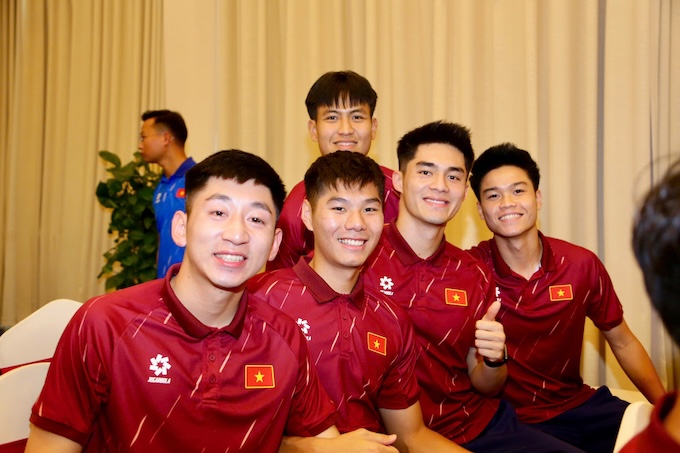 Các tuyển thủ U22 Việt Nam tại buổi gặp gỡ. Ảnh: Anh Khoa 