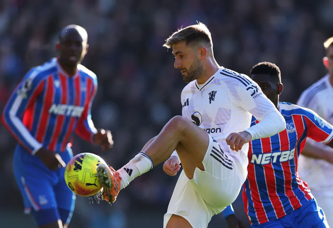 Shaw đã chơi hay trước Palace