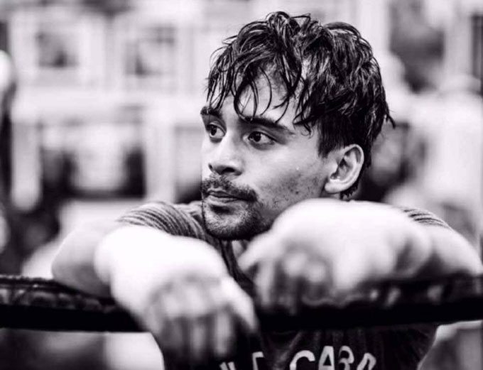 Jimuel Pacquiao đã có trận đấu boxing đầu tiên