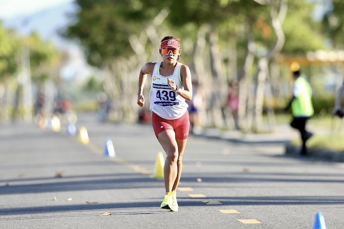 Dù 35 tuổi nhưng Thanh Phúc vẫn miệt mài trên đường đi bộ đỉnh cao. Ảnh: Minh Tuấn 