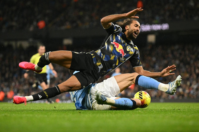 Man City đã chơi rất tệ trước Leeds trong hiệp 2