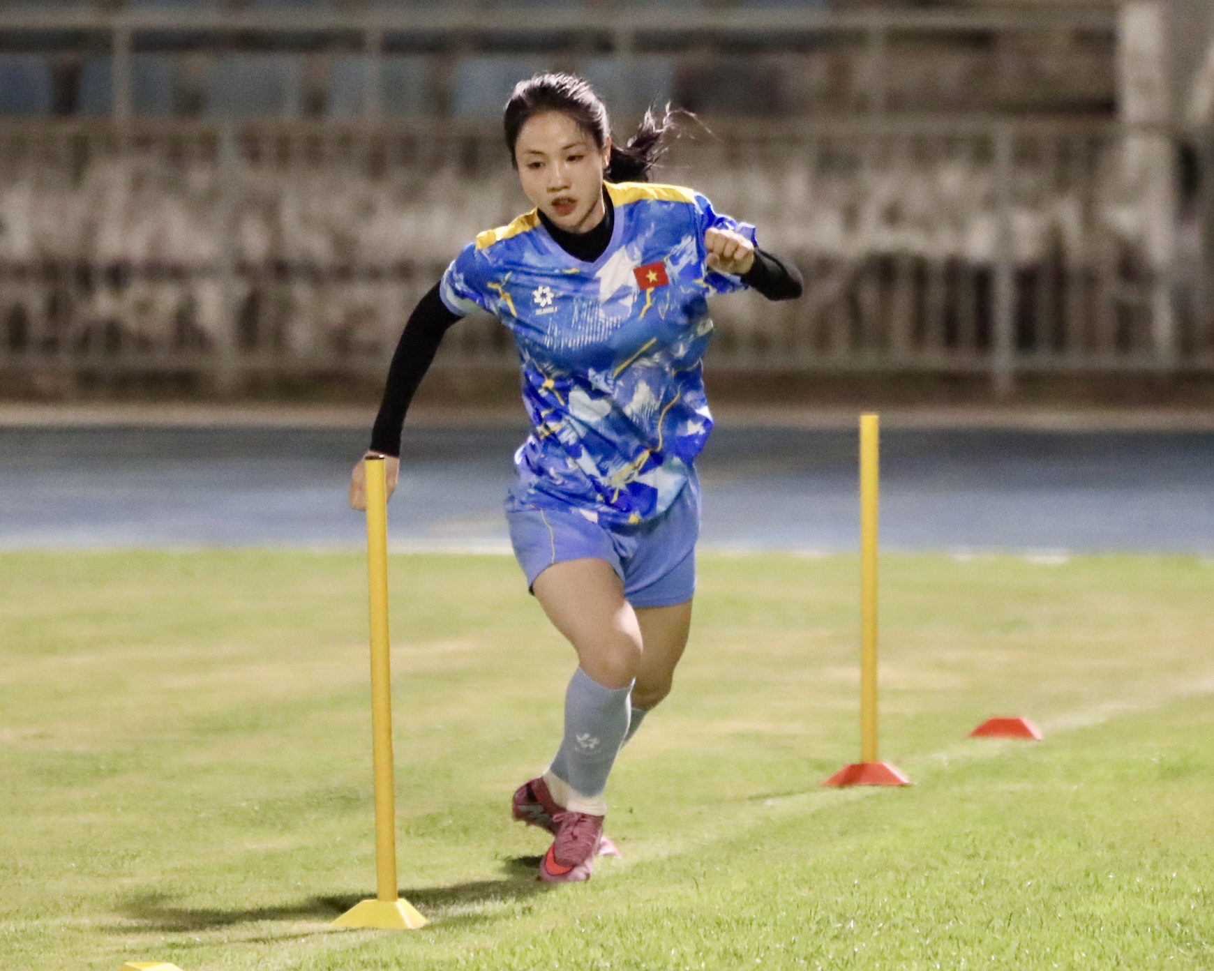 Các cô gái Việt Nam đang có được sự chuẩn bị kỹ lưỡng trước khi bước vào chiến dịch SEA Games 33 (Ảnh: Đức Cường)