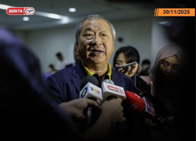 Chủ tịch Datuk Seri Lee Tian Hock của Liên đoàn Bóng rổ Malaysia treo thưởng lớn