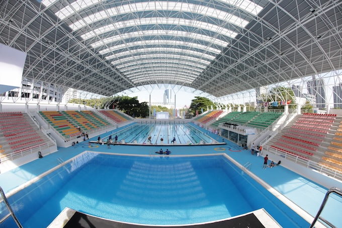Hồ bơi của SEA Games đang gấp rút hoàn tất. Ảnh: Đông Huyền