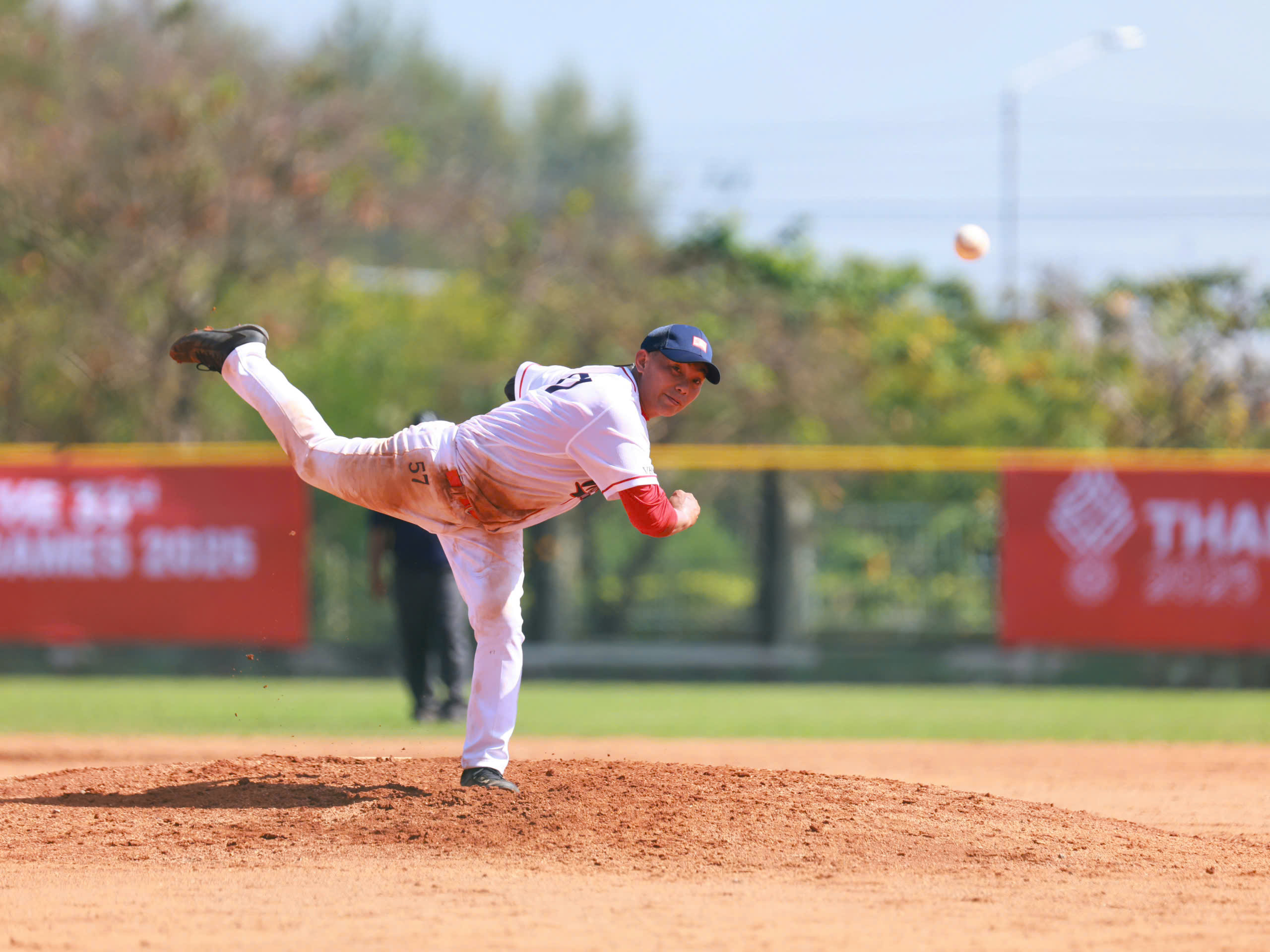 Đội tuyển bóng chày Việt Nam dù nỗ lực nhưng chưa thể có chiến thắng thứ 2 tại SEA Games 33 - Ảnh: Đức Cường