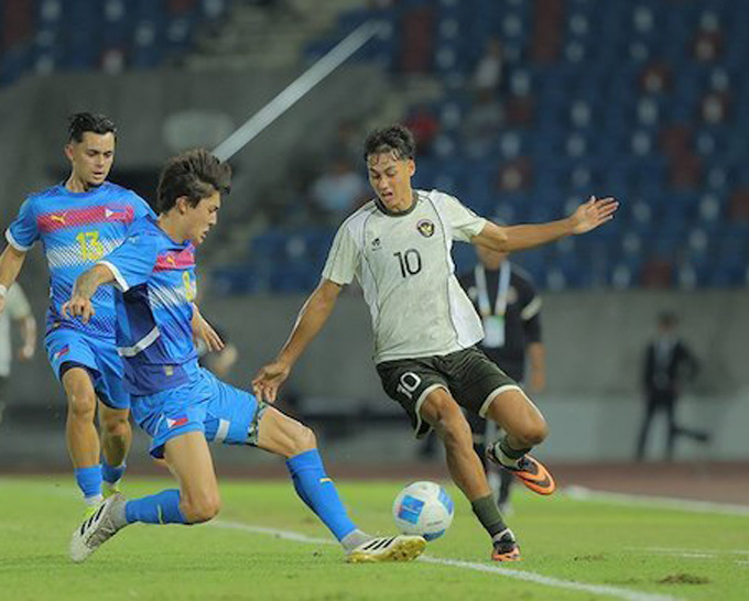U22 Indonesia rơi vào thế "ngàn cân treo sợ tóc" khi thua U22 Philippines - Ảnh: Bola