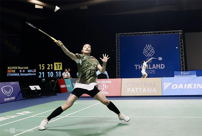 Thùy Linh cho rằng mình bị xử ép