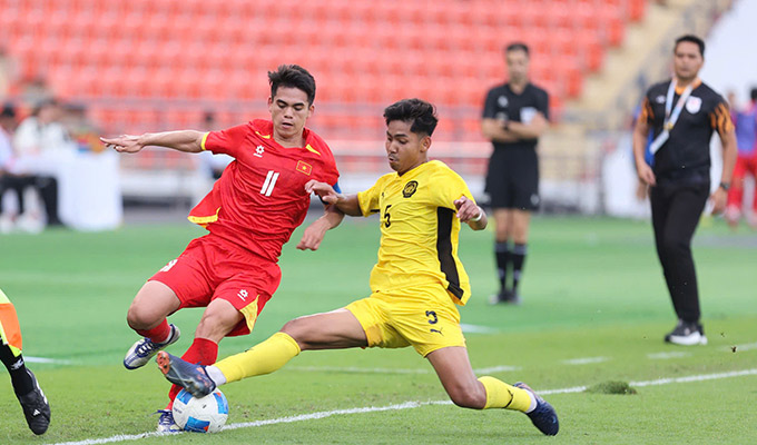 U22 Malaysia không thể tạo ra khó khăn cho U22 Việt Nam - Ảnh: Đức Cường