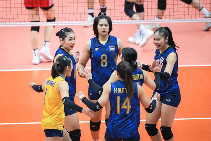 Đội bóng chuyền nữ Thái Lan đánh bại Singapore