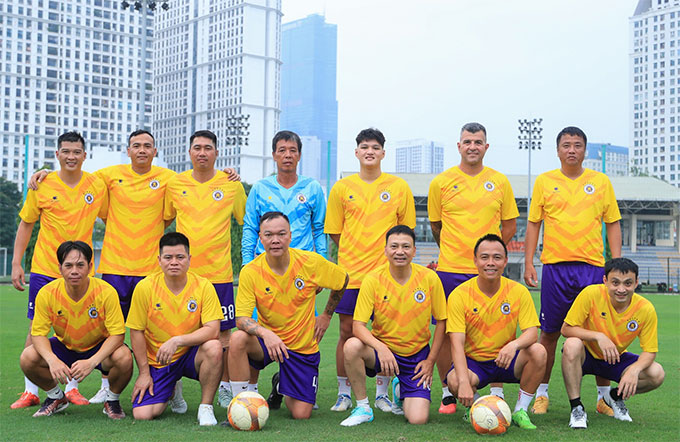 Bầu Hiển thành lập đội bóng cựu cầu thủ Hà Nội T&T nhằm tri ân, cùng nhìn lại chặng đường xây dựng, phát triển và trưởng thành của đội bóng thủ đô.