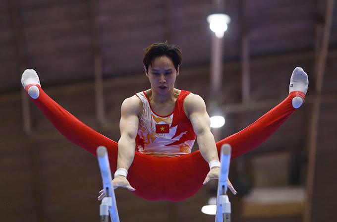 Đinh Phương Thành san bằng kỷ lục 14 HCV - Ảnh: Đức Cường