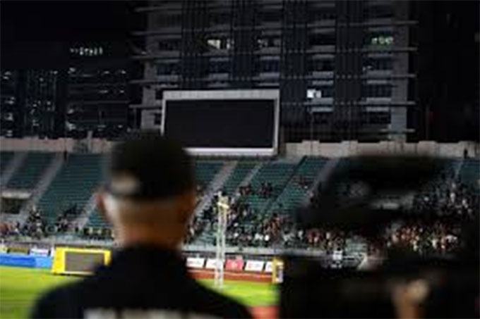 Màn hình ở sân đột nhiên không hiển thị